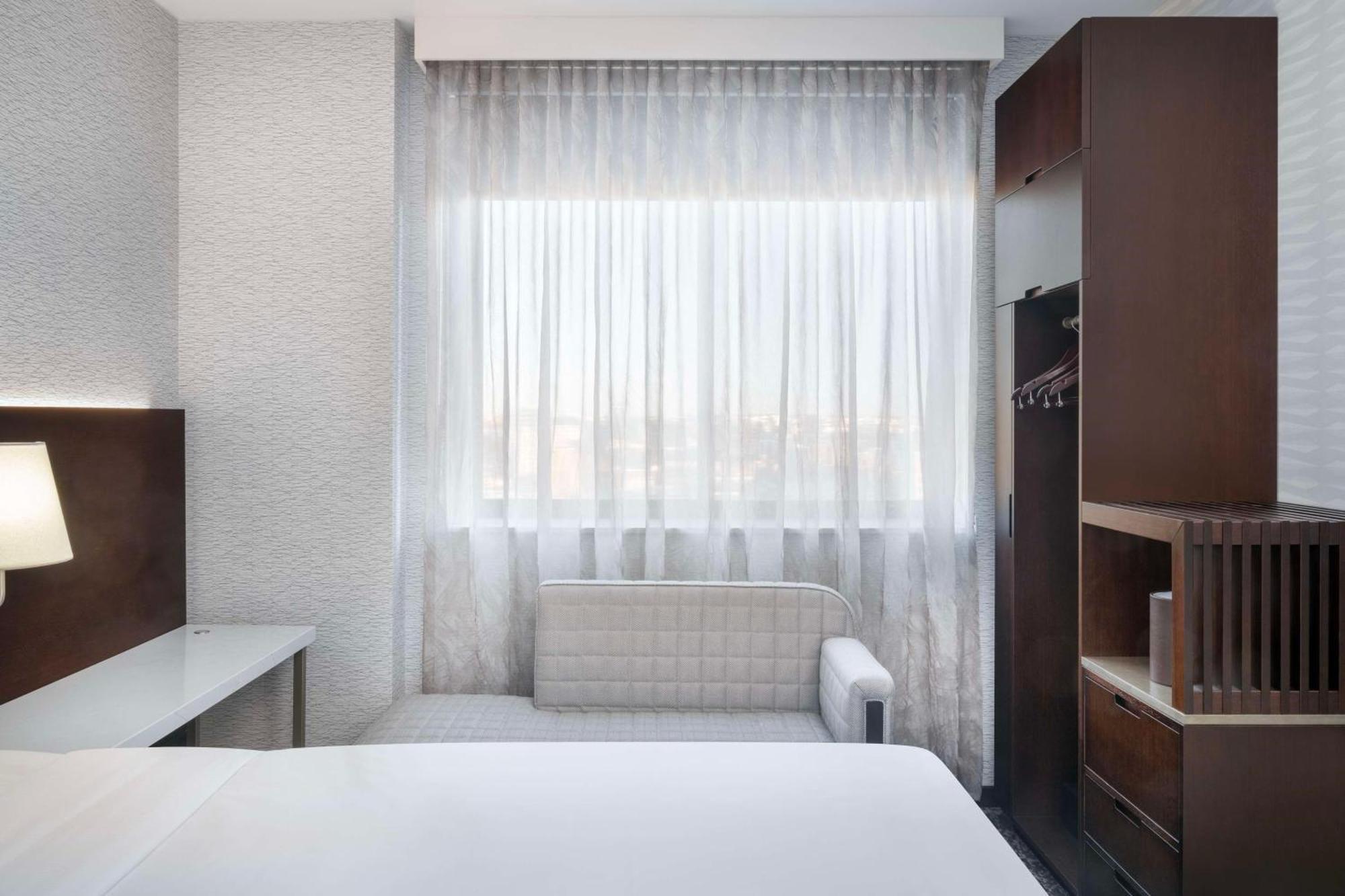 Doubletree By Hilton Long Island City, Ny New York Exteriör bild